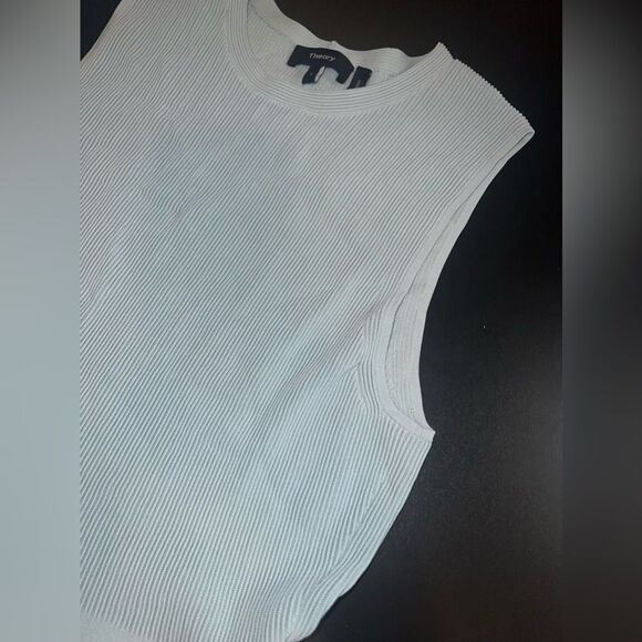 Theory Sleeveless Peplum Sweater in Sky Size Large EUC Career Business Event - Picture 5 of 11